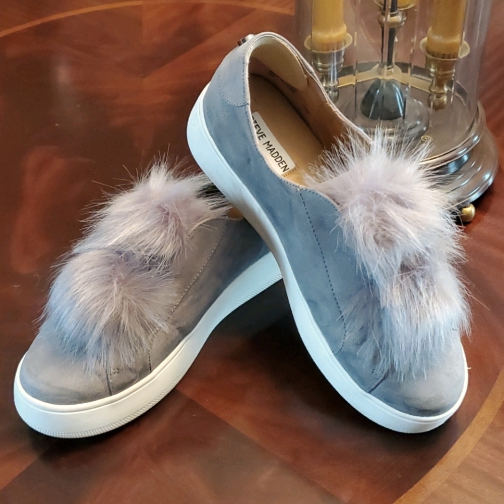 Gray Steve Madden Poof Shoes